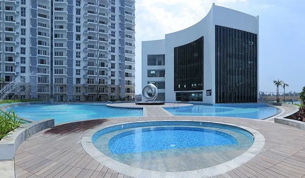 Featured Image of Prestige Evergreen Prestige Neptunes Courtyard